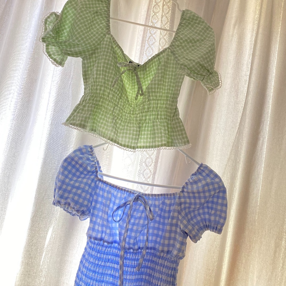 Pastel coquette puff sleeve tops